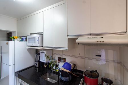Apartamento à venda com 92m², 3 quartos e 2 vagasCOZINHA