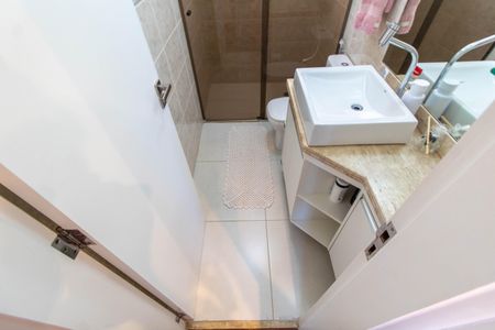 Apartamento à venda com 92m², 3 quartos e 2 vagasBANHEIRO SOCIAL
