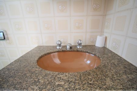 Apartamento à venda com 52m², 2 quartos e 1 vagaBanheiro