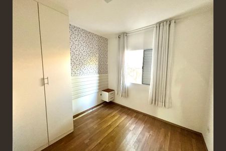 Casa para alugar com 156m², 3 quartos e 2 vagasQuarto 3