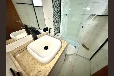 Casa para alugar com 156m², 3 quartos e 2 vagasBanheiro 2