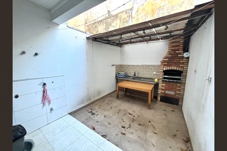 Casa para alugar com 156m², 3 quartos e 2 vagasÁrea gourmet