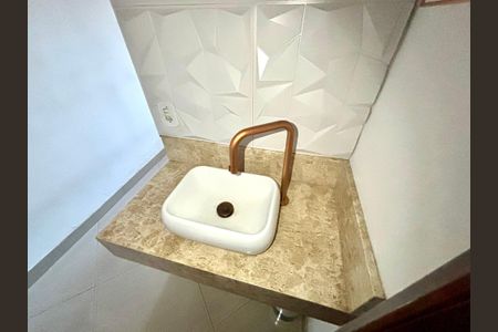 Banheiro 1 de casa para alugar com 3 quartos, 156m² em Jardim Triana, São Paulo