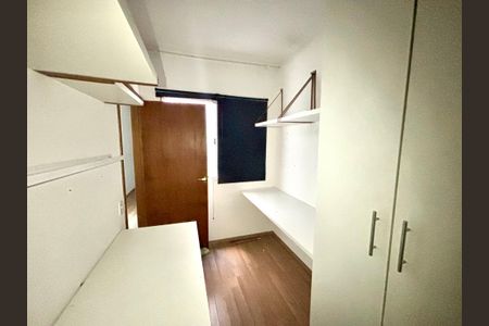 Casa para alugar com 156m², 3 quartos e 2 vagasQuarto 2