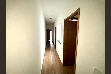 Casa para alugar com 156m², 3 quartos e 2 vagasCorredor