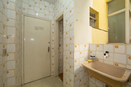 Apartamento à venda com 76m², 2 quartos e 1 vagaAREA DE SERVICO
