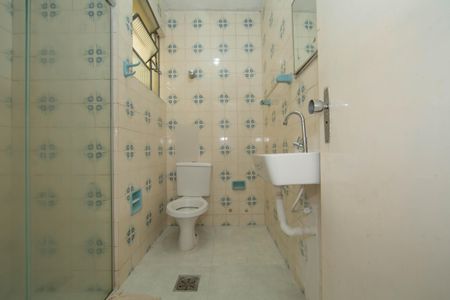 Apartamento à venda com 76m², 2 quartos e 1 vagaBANHEIRO