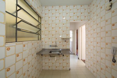 Apartamento à venda com 76m², 2 quartos e 1 vagaCOZINHA