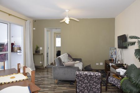 Apartamento para alugar com 3 quartos, 82m² em Jardim Branca Flor, Embu das Artes