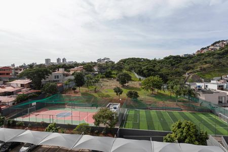 Apartamento à venda com 71m², 3 quartos e 2 vagasVista da suíte 