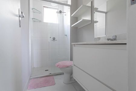 Apartamento à venda com 71m², 3 quartos e 2 vagasBanheiro da suíte 