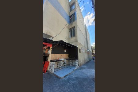 Apartamento para alugar com 80m², 2 quartos e 1 vagaFachada