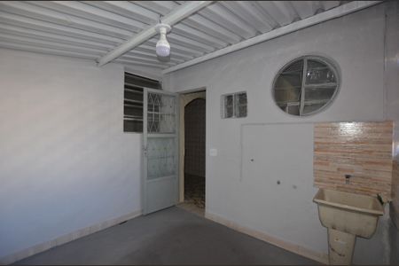 Apartamento para alugar com 80m², 2 quartos e 1 vagaÁrea de Serviço