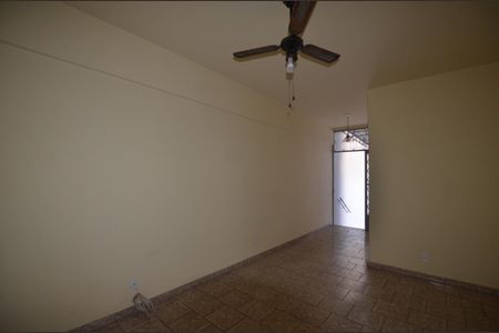 Sala de apartamento para alugar com 2 quartos, 80m² em Realengo, Rio de Janeiro