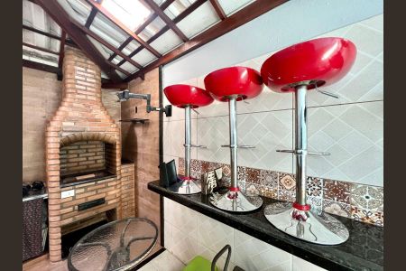 Apartamento para alugar com 144m², 4 quartos e 2 vagasChurrasqueira