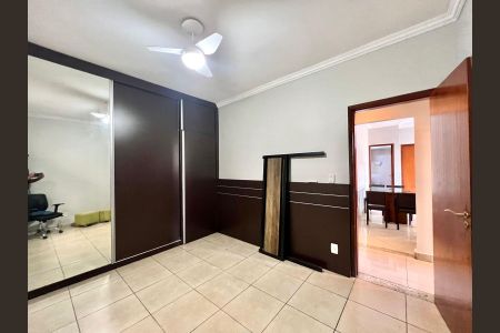 Apartamento para alugar com 144m², 4 quartos e 2 vagasQuarto Suíte