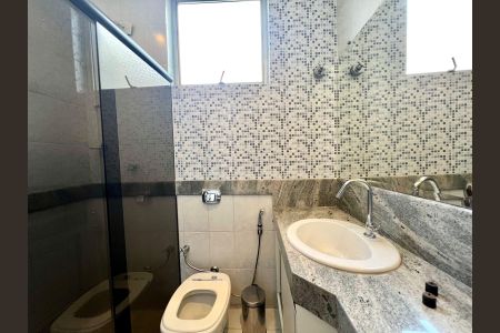 Apartamento para alugar com 144m², 4 quartos e 2 vagasBanheiro Social