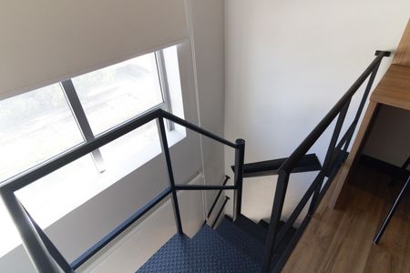 Studio para alugar com 40m², 1 quarto e sem vagaEscada