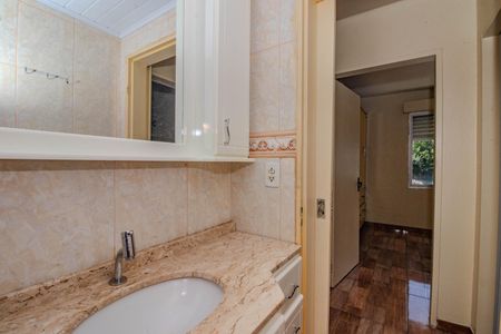 Apartamento para alugar com 67m², 2 quartos e sem vagaBanheiro