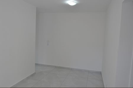 Apartamento para alugar com 2 quartos, 55m² em Quintino Bocaiúva, Rio de Janeiro