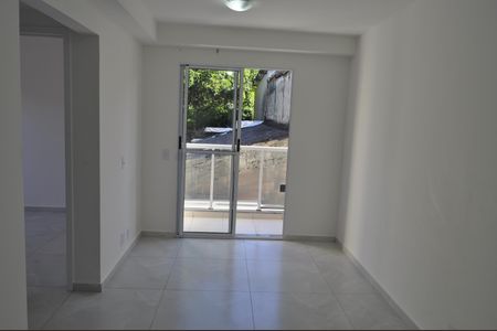 Apartamento para alugar com 2 quartos, 55m² em Quintino Bocaiúva, Rio de Janeiro