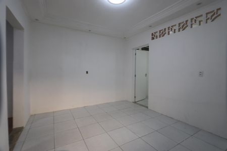 Sala de casa para alugar com 2 quartos, 70m² em Vila Ema, São Paulo