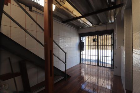 Casa para alugar com 70m², 2 quartos e sem vagaÁrea de Serviço