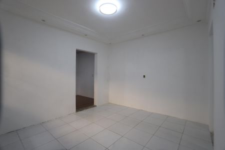 Sala de casa para alugar com 2 quartos, 70m² em Vila Ema, São Paulo