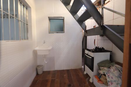 Casa para alugar com 70m², 2 quartos e sem vagaÁrea de Serviço