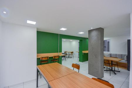 Apartamento para alugar com 38m², 2 quartos e sem vagaÁrea comum - Salão de festas