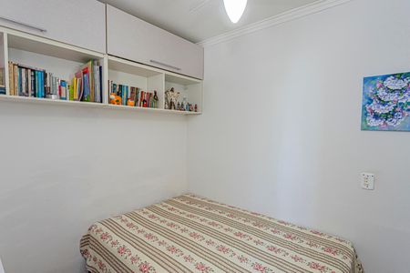 Quarto 1 de apartamento para alugar com 2 quartos, 43m² em Jardim Iris, São Paulo