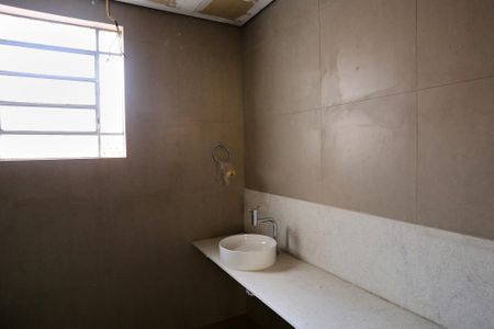 Casa para alugar com 140m², 4 quartos e sem vagaBanheiro