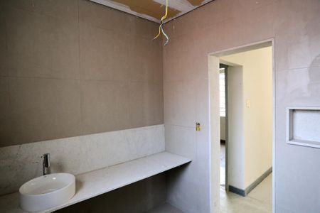 Casa para alugar com 140m², 4 quartos e sem vagaBanheiro