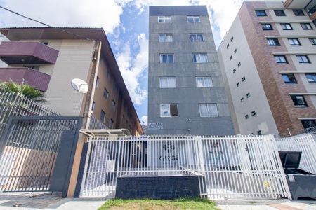 Apartamento para alugar com 45m², 2 quartos e 1 vagaFachada