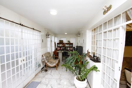 Casa à venda com 400m², 3 quartos e 2 vagasEscritório