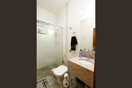 Casa à venda com 400m², 3 quartos e 2 vagasBanheiro da Suíte