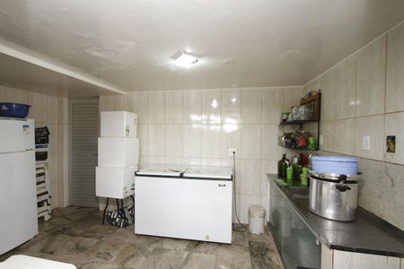 Casa à venda com 400m², 3 quartos e 2 vagasCozinha AREA EXTERNA