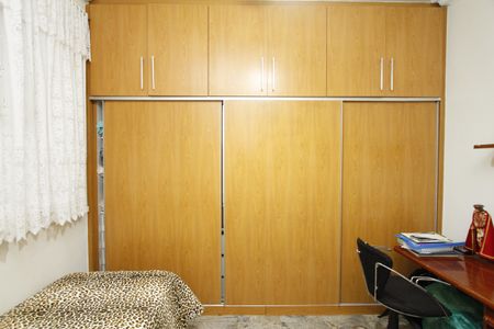 Casa à venda com 400m², 3 quartos e 2 vagasQuarto 1