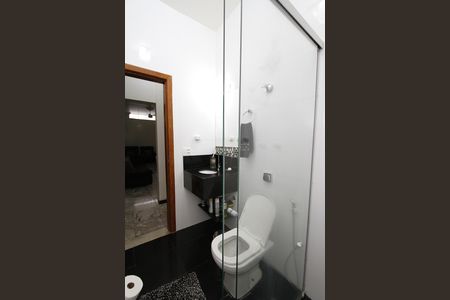 Casa à venda com 400m², 3 quartos e 2 vagasBanheiro Social