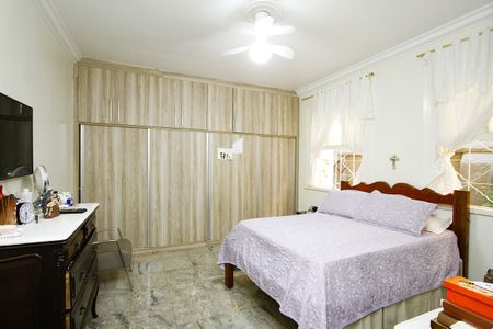 Casa à venda com 400m², 3 quartos e 2 vagasQuarto 3 - Suíte