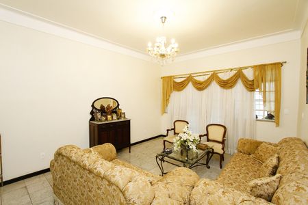 Casa à venda com 400m², 3 quartos e 2 vagasSala 2