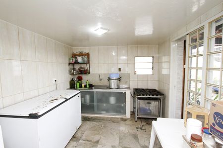 Casa à venda com 400m², 3 quartos e 2 vagasCozinha AREA EXTERNA