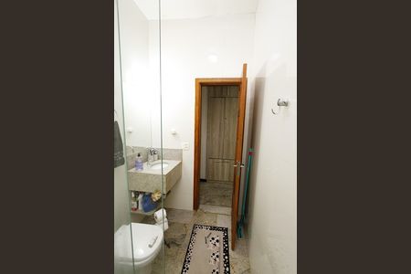 Casa à venda com 400m², 3 quartos e 2 vagasBanheiro da Suíte