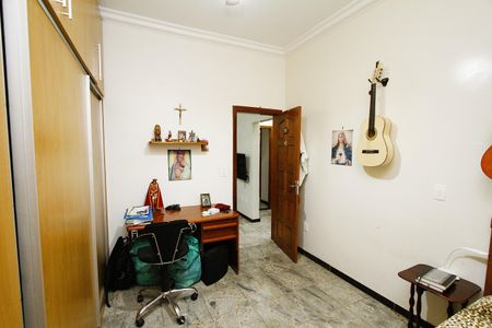 Casa à venda com 400m², 3 quartos e 2 vagasQuarto 1