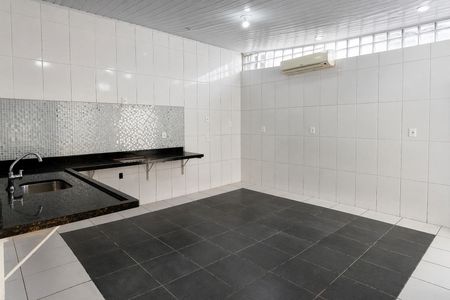 Cozinha de casa para alugar com 5 quartos, 252m² em Harmonia, Canoas