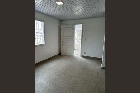 Sala de casa para alugar com 5 quartos, 252m² em Harmonia, Canoas