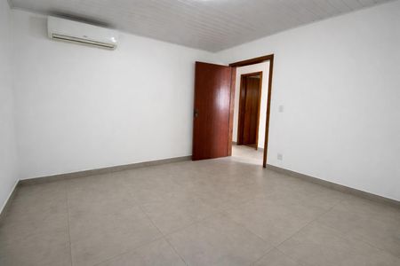 Casa para alugar com 252m², 5 quartos e 2 vagasQuarto 1