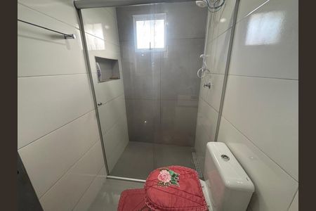 Casa à venda com 138m², 2 quartos e 1 vagaBanheiro social