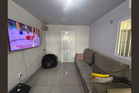 Casa à venda com 138m², 2 quartos e 1 vagaSala