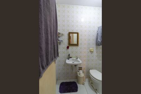 Casa à venda com 200m², 3 quartos e 2 vagasBanheiro de Serviço